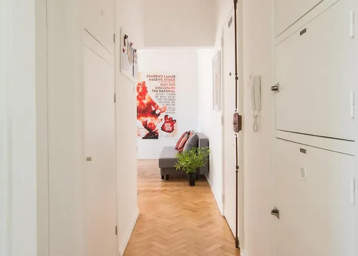 Exciting Sete Rios * Lisboa